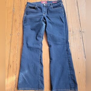 GUC Lucky Brand Jeans Size 10/30 Ankle length (29" inseam). Sweet n' Low style